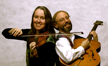 Photo of Ensemble M’chaiya (tm) as a duet – Jutta Distler – violin, Terran Doehrer – guitar. Photo by Dan Tong. © 2007 Modal Music, Inc. (tm) All rights reserved.